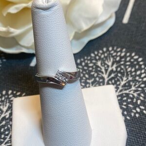 10k (Solid) White Gold Ring with Diamond Accents